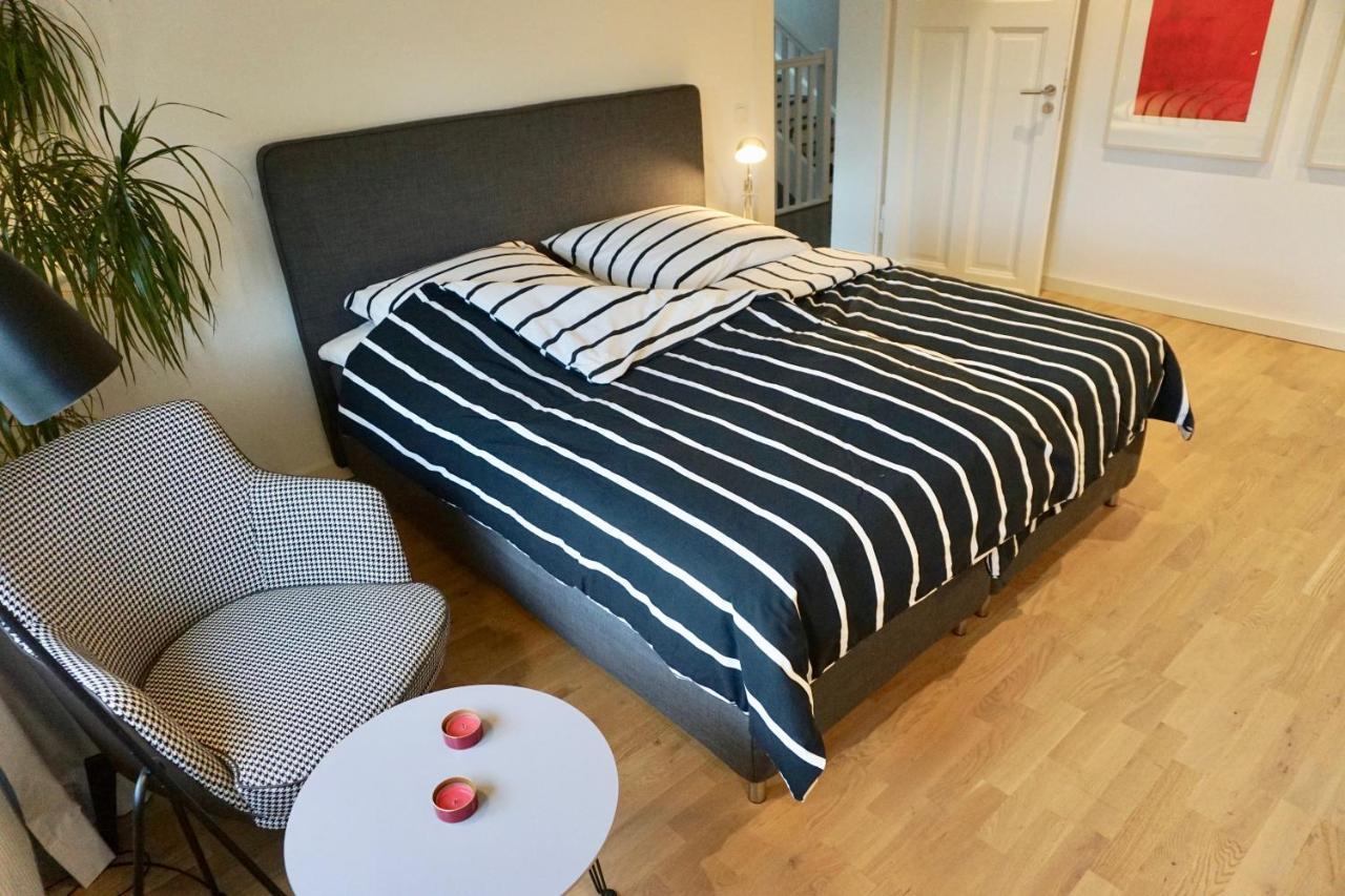 Privatzimmer Schoenfelder Düsseldorf Exteriör bild