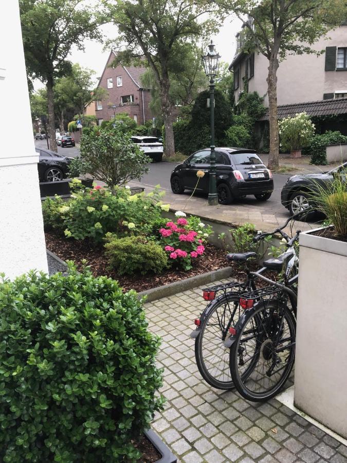 Privatzimmer Schoenfelder Düsseldorf Exteriör bild