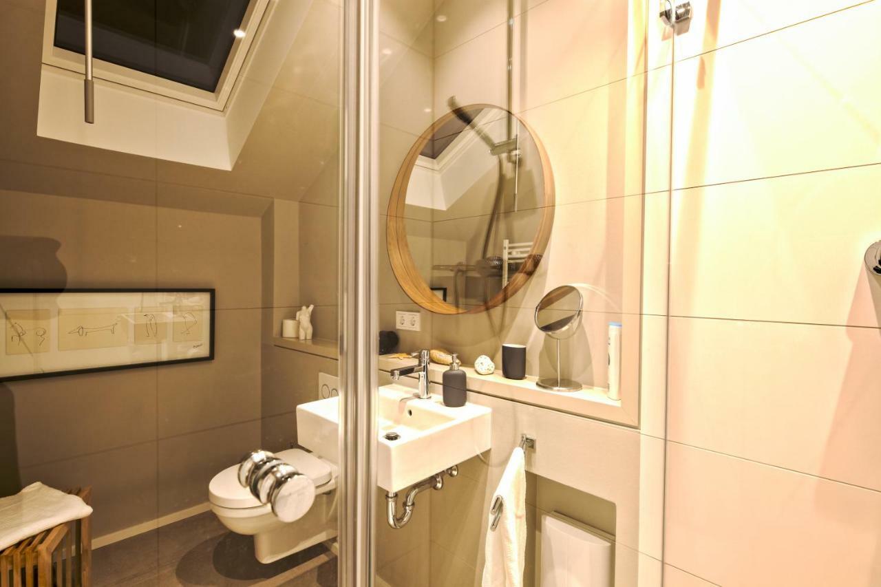 Privatzimmer Schoenfelder Düsseldorf Exteriör bild